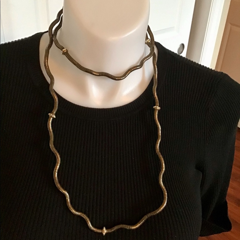 NWOT BUY OR FREE W/PURCHASE OF 2 ADDITIONAL ITEMS. NWOT FUN NECKLACE/BRACELET ♥️ - Picture 2 of 11
